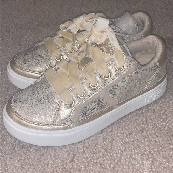ugg sneaker gold